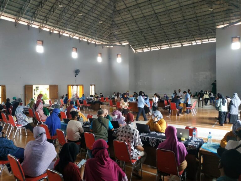 gambar_VAKSINASI DOSIS PERTAMA BAGI MASYARAKAT UMUM
